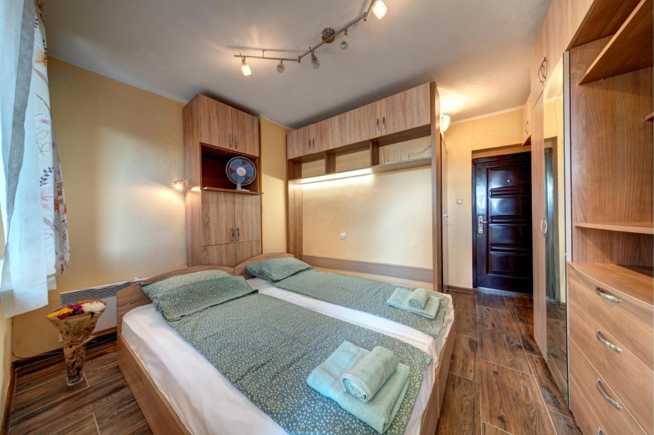Funny-Gunny Room To The Sea Garden Burgas City Exterior foto